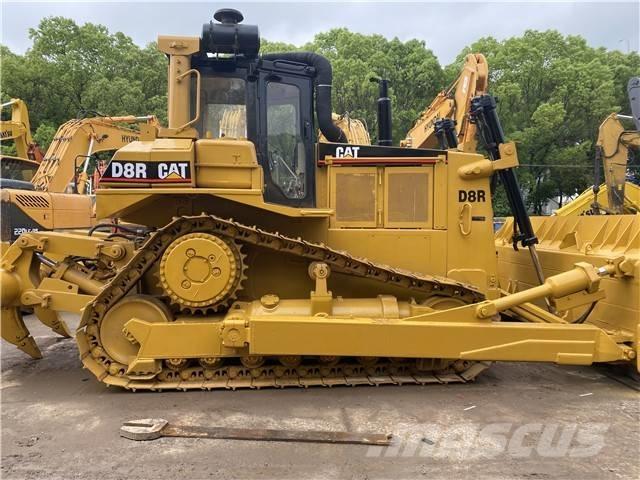 CAT D 8 R Kāpurķēžu buldozeri