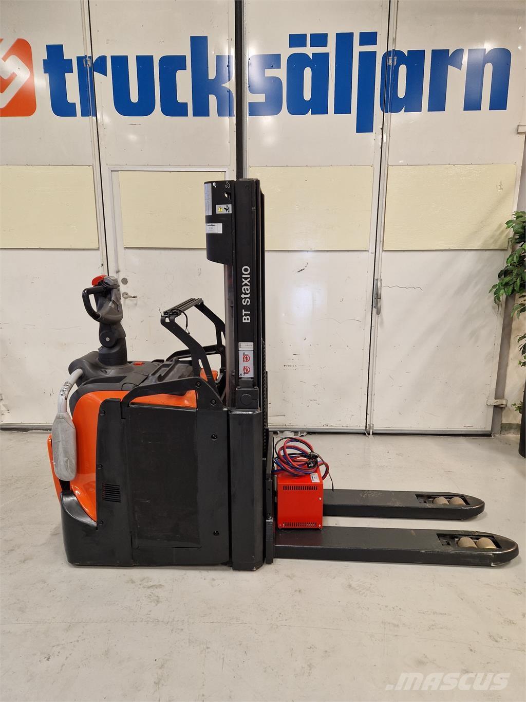 Toyota SPE200D Pašgājēji krautnētāji