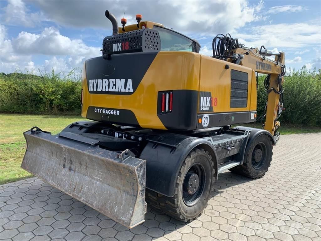 Hydrema MX18G Ekskavatori uz riteņiem