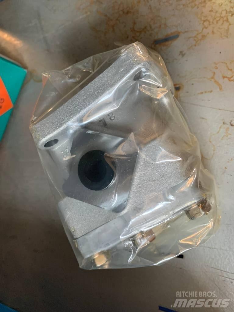 Kramer Pumpe Z600 Iekrāvēji uz riteņiem