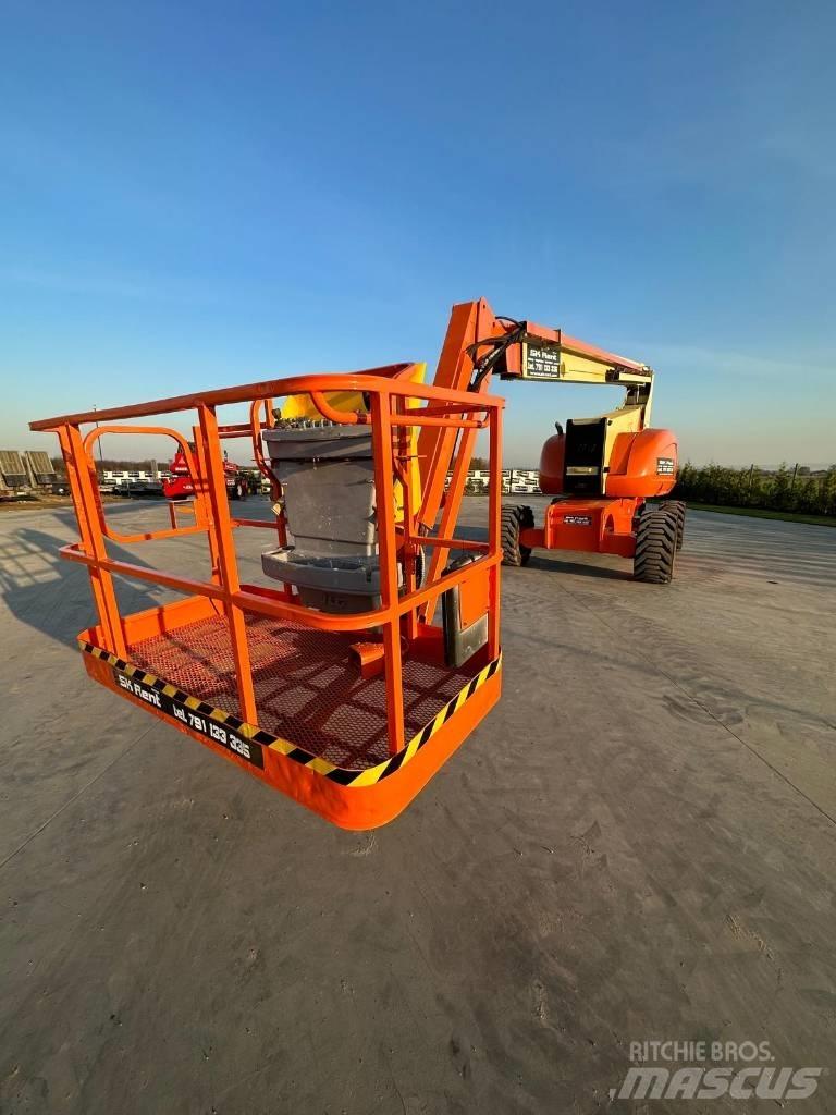JLG 800 AJ Strēles pacēlāji