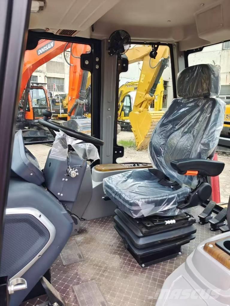 CAT 420 F Ekskavatori-iekrāvēji