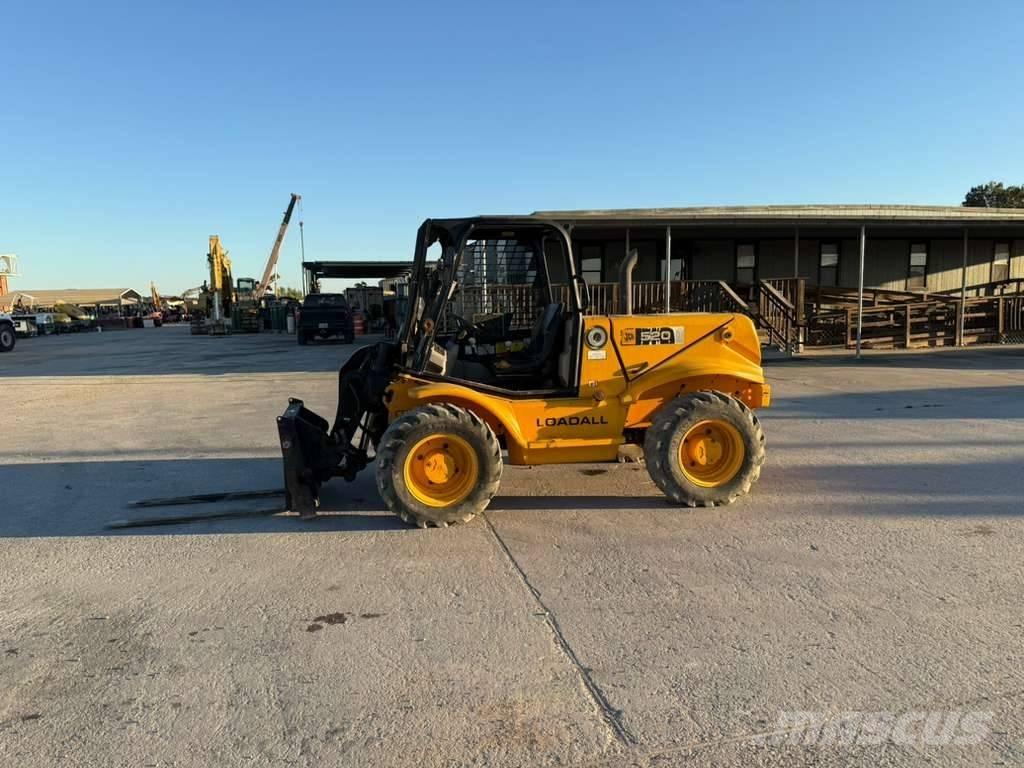 JCB 520 Teleskopiskie manipulatori