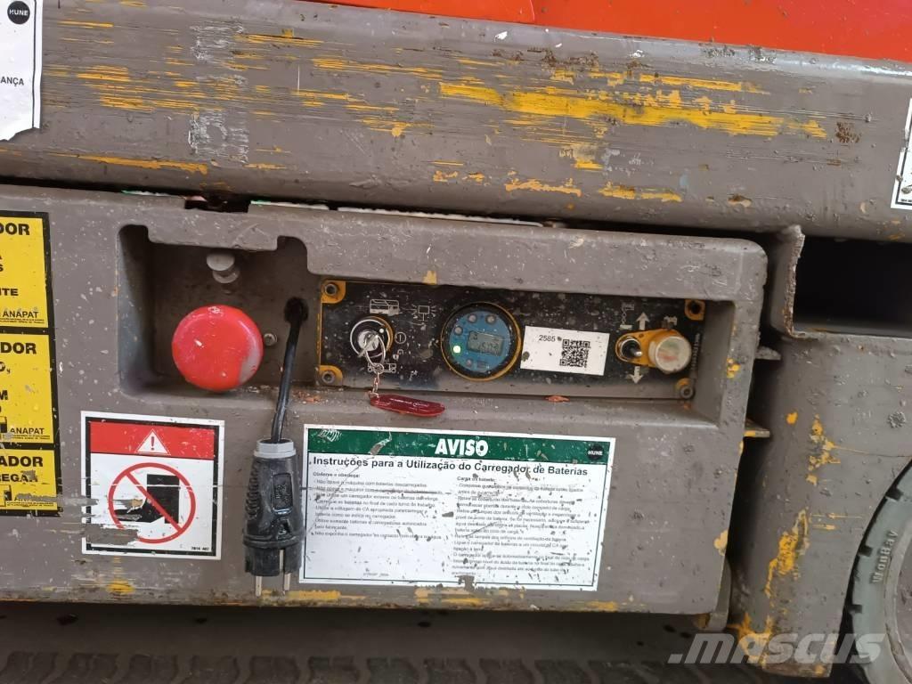 Haulotte Optimum  8 Šķerveida pacēlāji