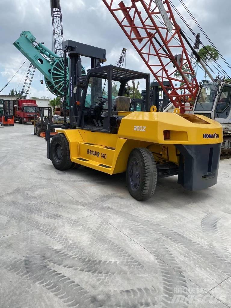 Komatsu FD 160 Tehnika ar dīzeļa dzinēju
