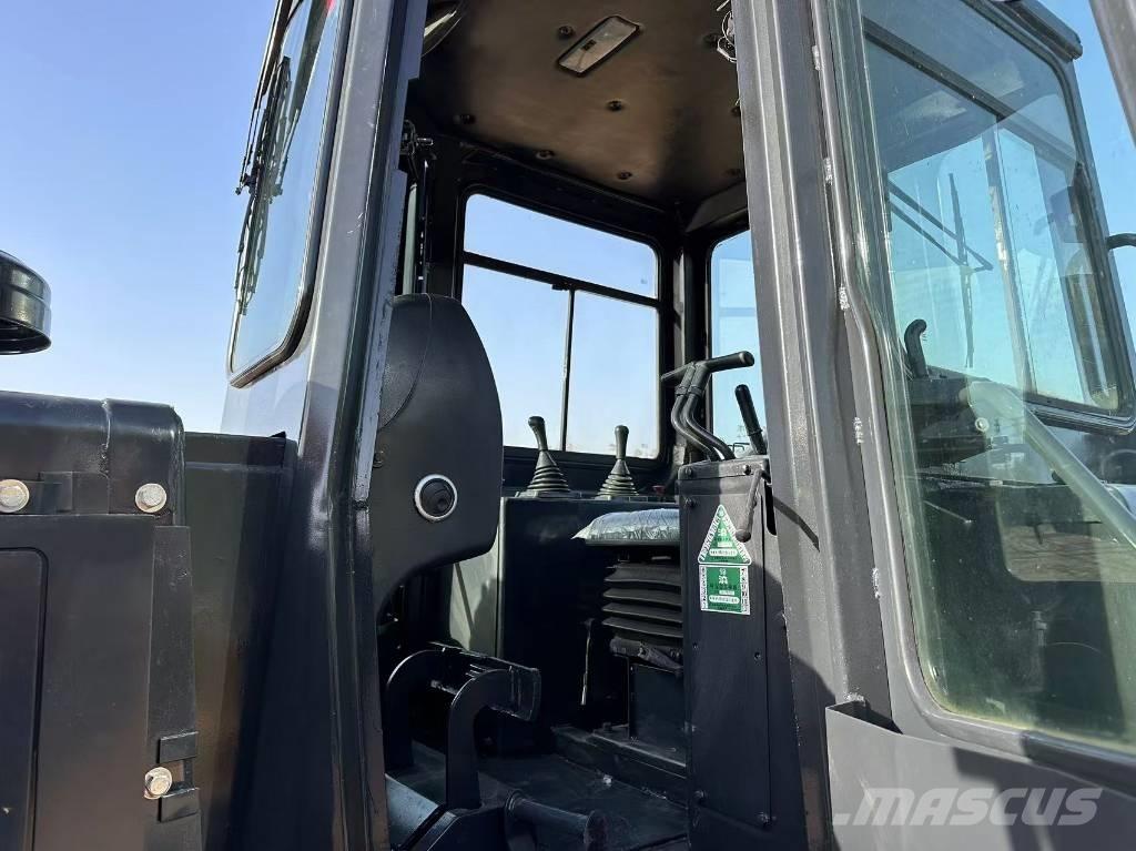 Shantui SD22 Kāpurķēžu buldozeri