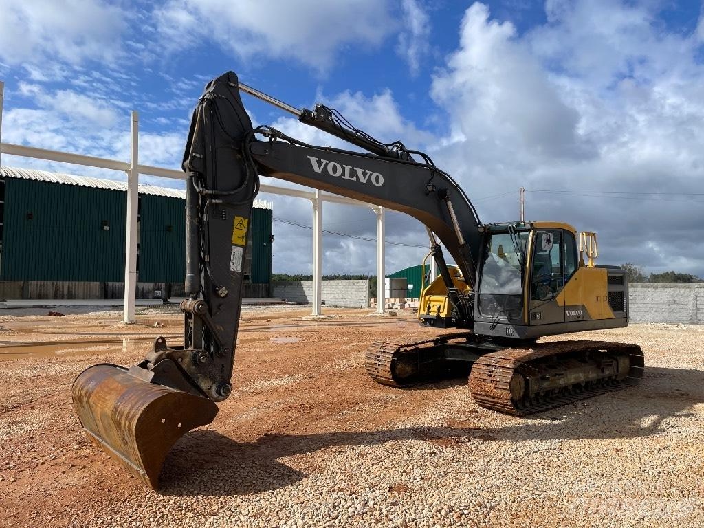 Volvo EC 220 E Kāpurķēžu ekskavatori