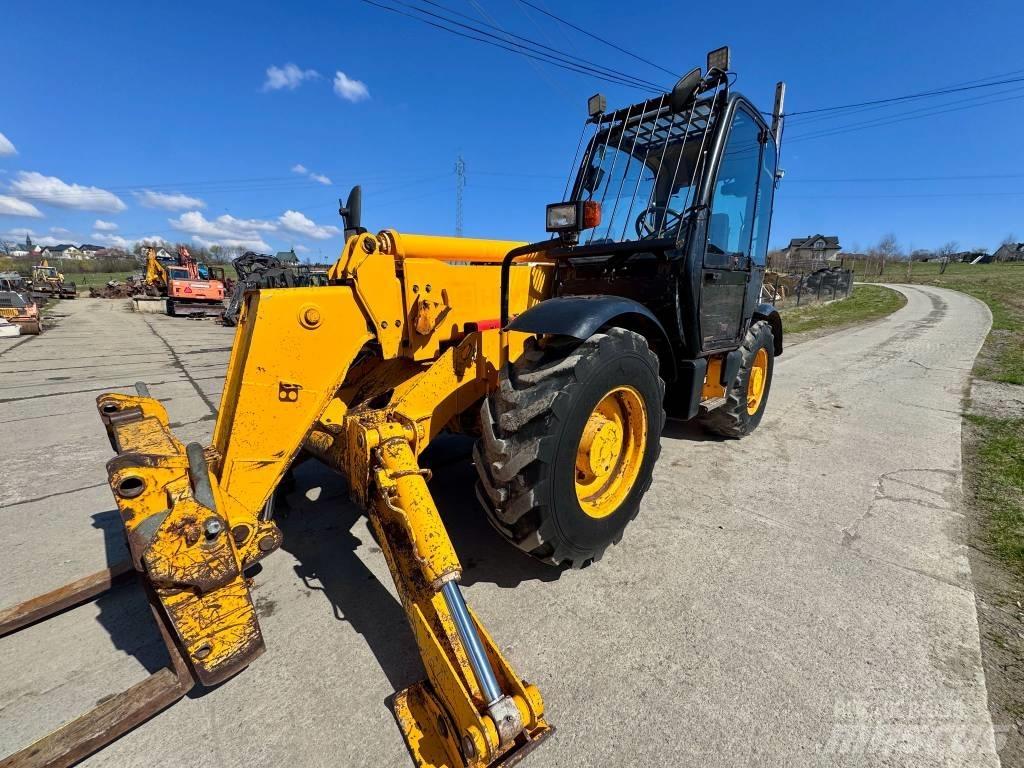 JCB 532-120 Teleskopiskie manipulatori