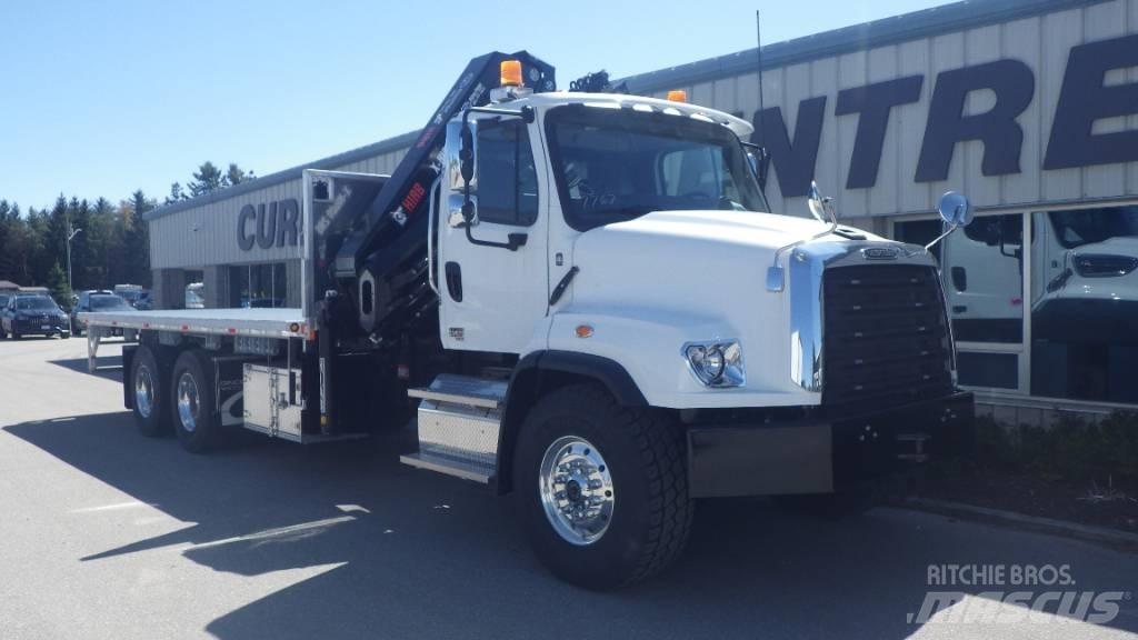 Freightliner 114 SD Smagās mašīnas ar celtni