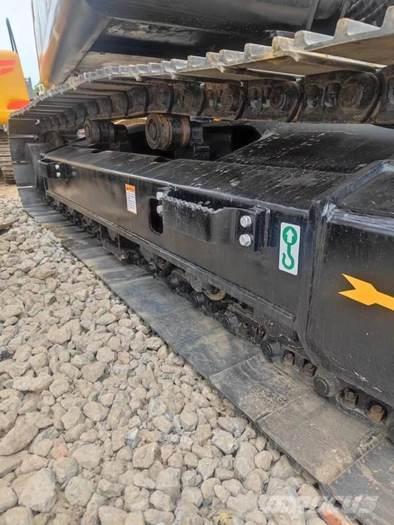 Sany SY 135 C Kāpurķēžu ekskavatori