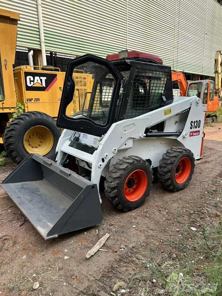Bobcat S 130 Lietoti riteņu kompaktiekrāvēji