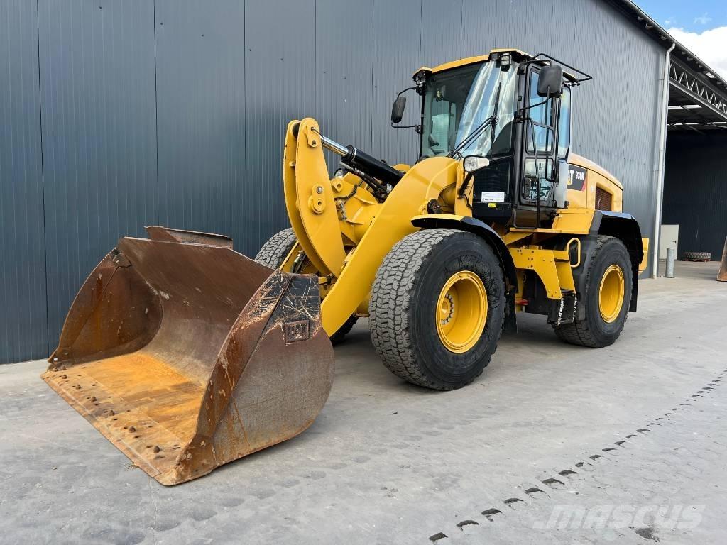 CAT 930K Iekrāvēji uz riteņiem