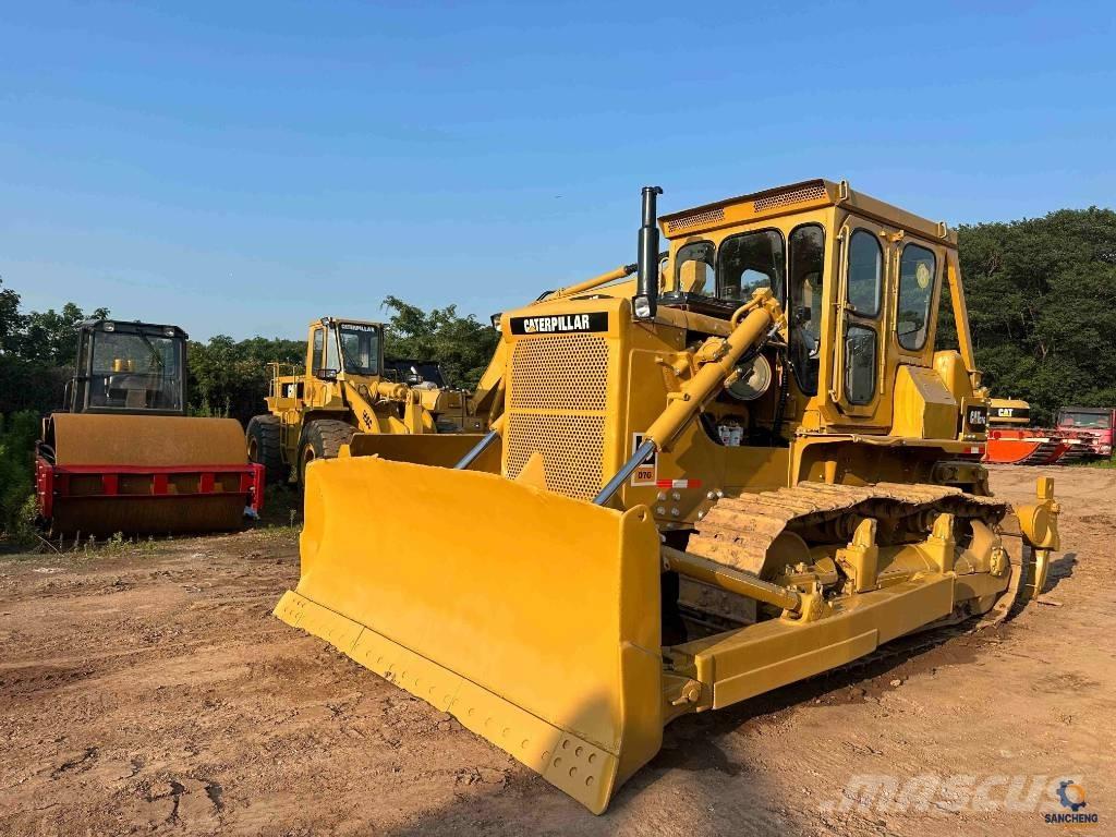 CAT D 7 G Kāpurķēžu buldozeri