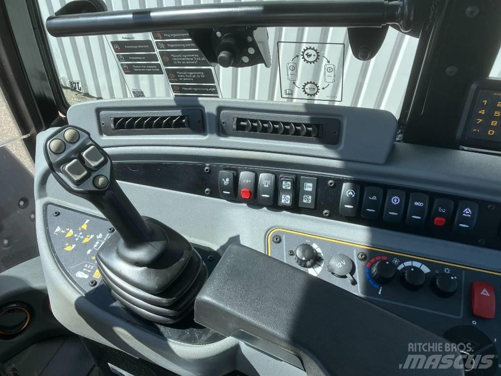 JCB 409 Iekrāvēji uz riteņiem