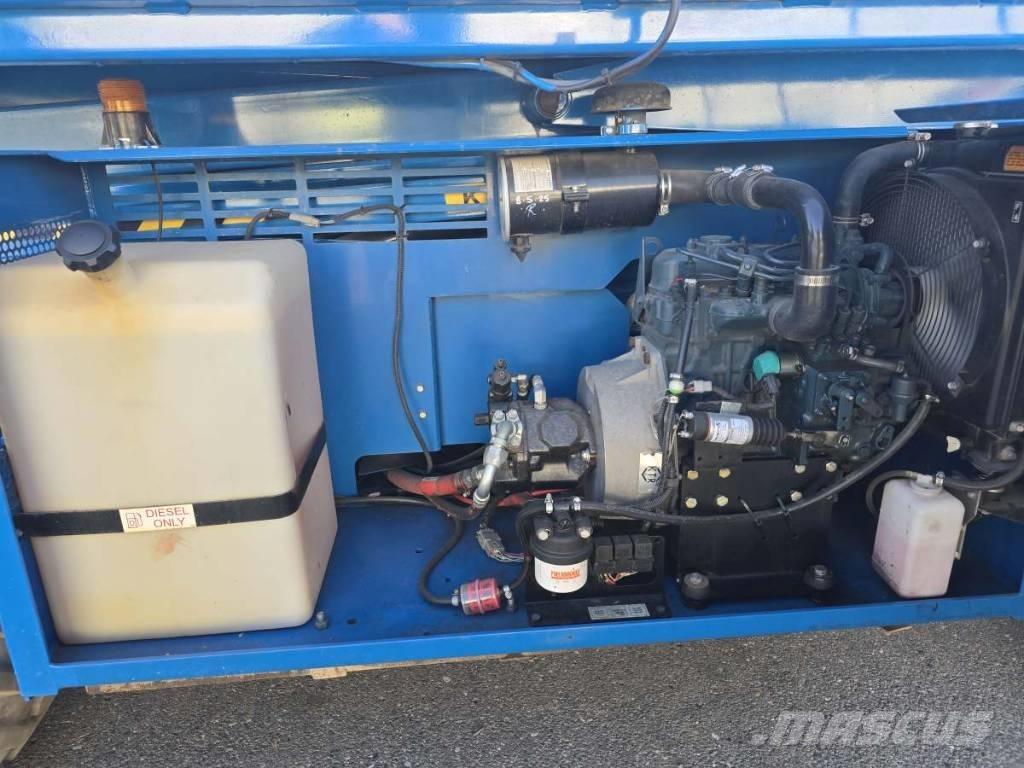 MEC 4069 RT Šķerveida pacēlāji