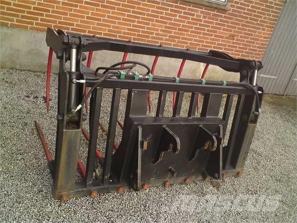  svær model 200cm Iekrāvēji uz riteņiem