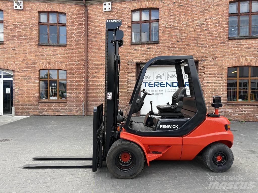 Linde H 30 D Tehnika ar dīzeļa dzinēju