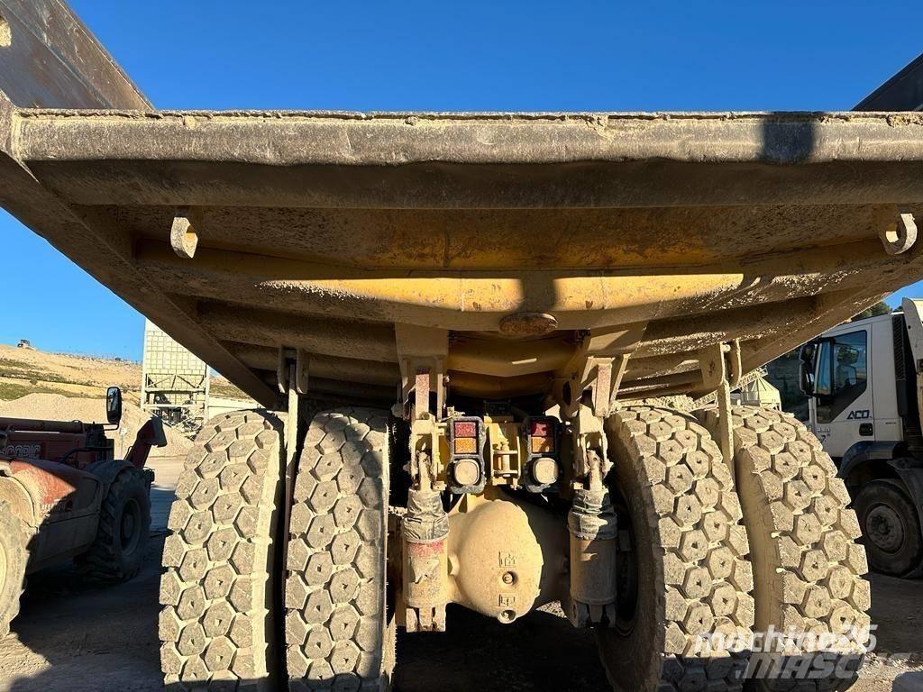 CAT 769 D Karjeras kravas automašīnas