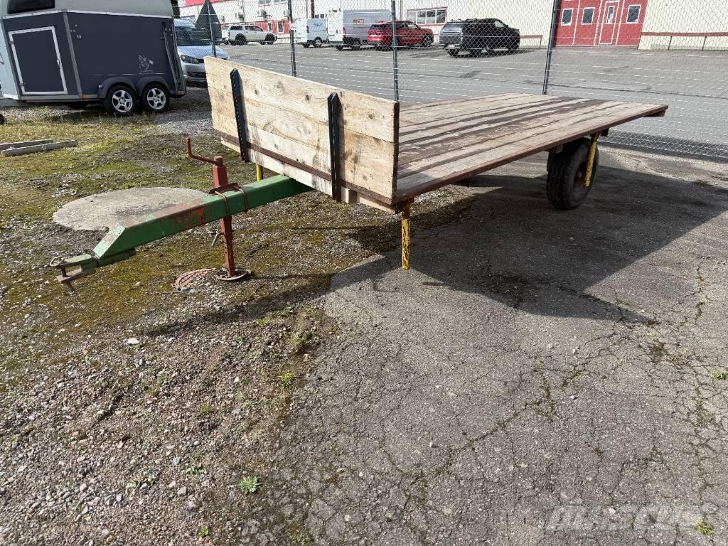  Skogskärra med flak Citas piekabes