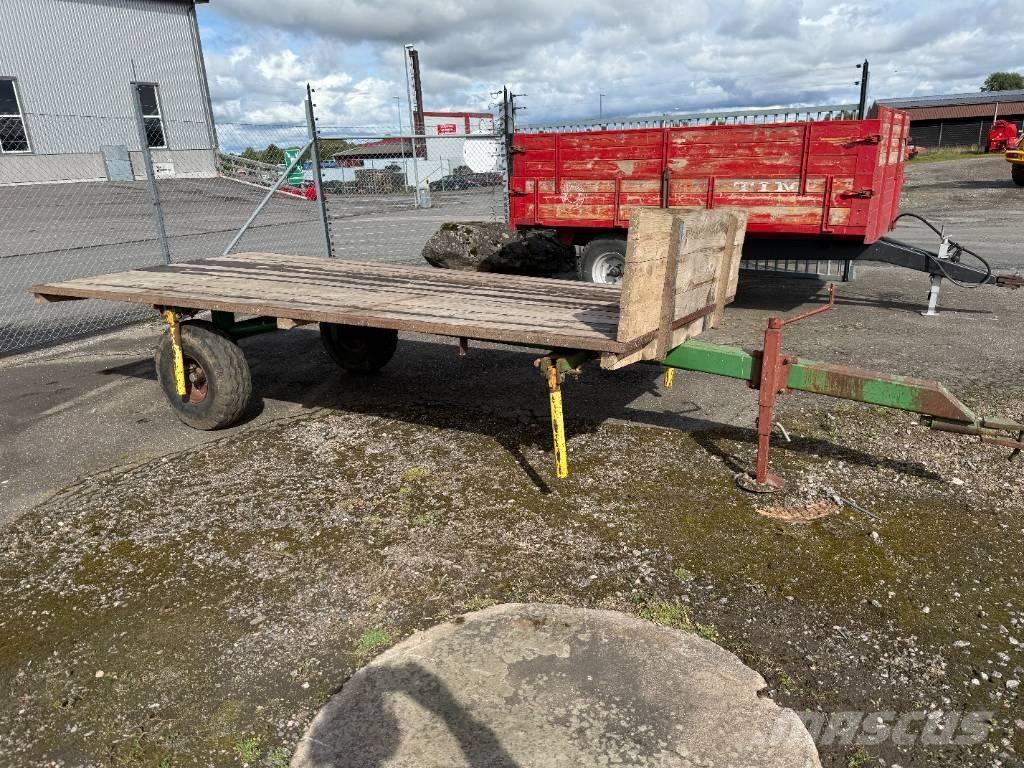 Skogskärra med flak Citas piekabes