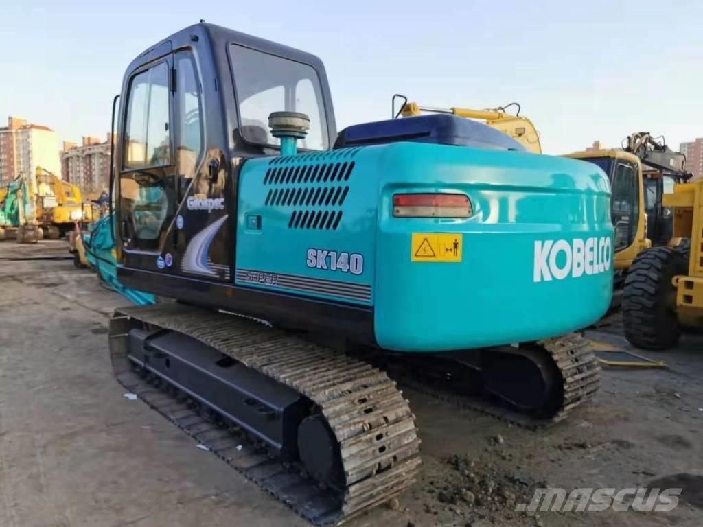 Kobelco SK 140 Kāpurķēžu ekskavatori