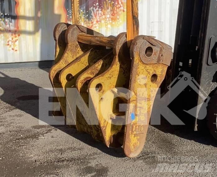 CAT Attache rapide Iekrāvēji uz riteņiem