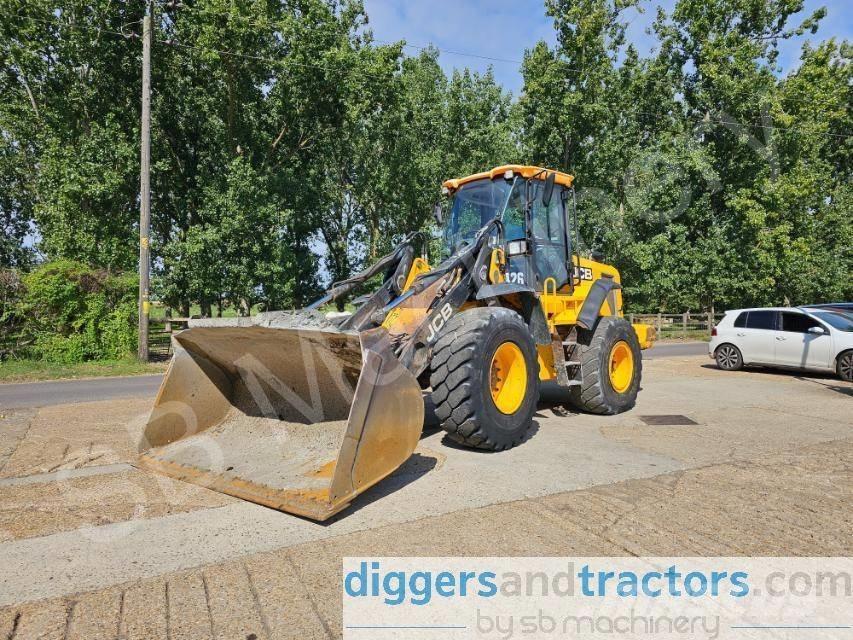 JCB 426 Iekrāvēji uz riteņiem