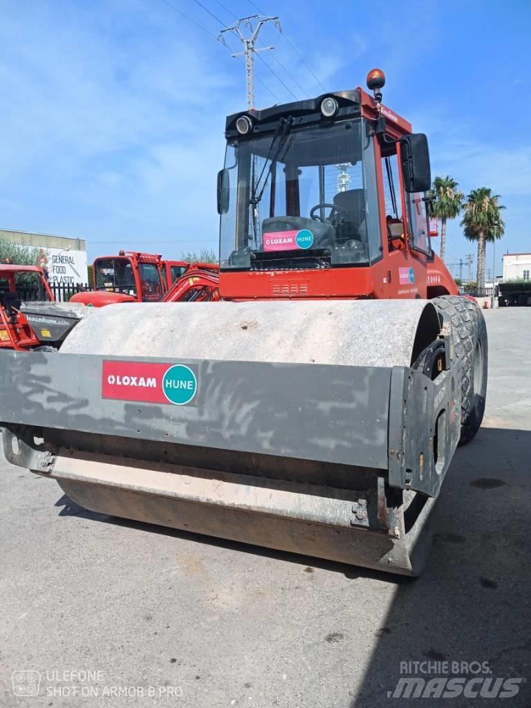 Bomag BW 211 D-4 Vienvalča grunts veltņi