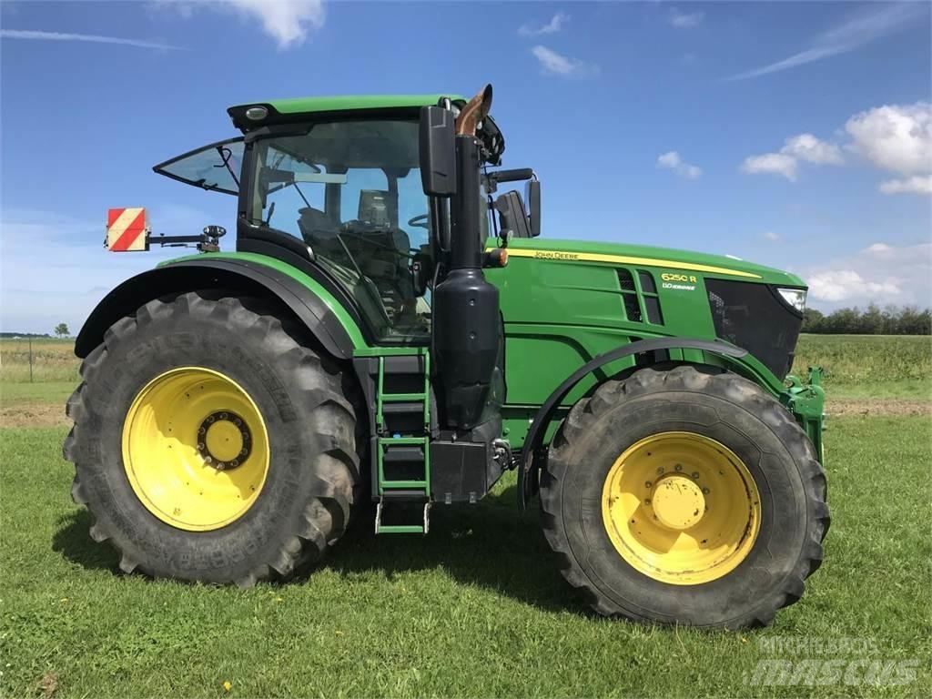 John Deere 6250R Traktori