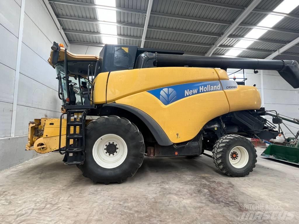 New Holland CR 9080 Ražas novākšanas kombaini