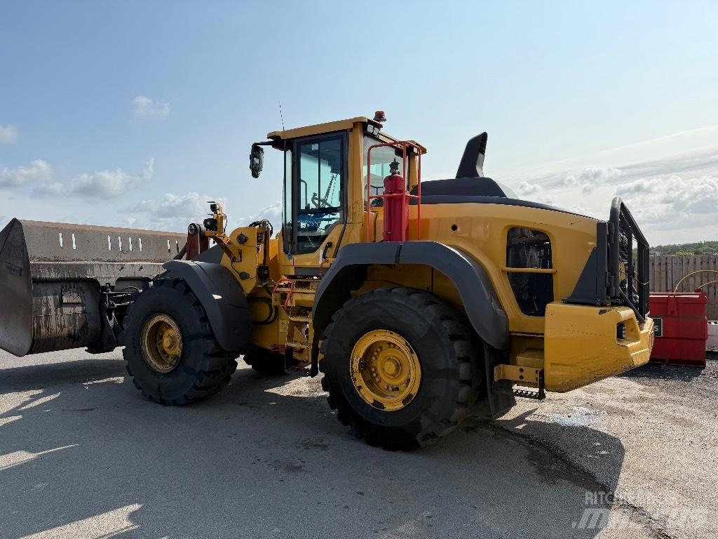 Volvo L 120 H Iekrāvēji uz riteņiem