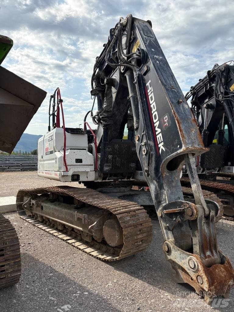 Hidromek 230 LC TX Demontāžas ekskavators