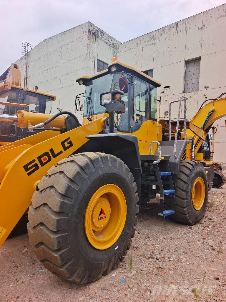 SDLG LG 956 L Kāpurķēžu ekskavatori