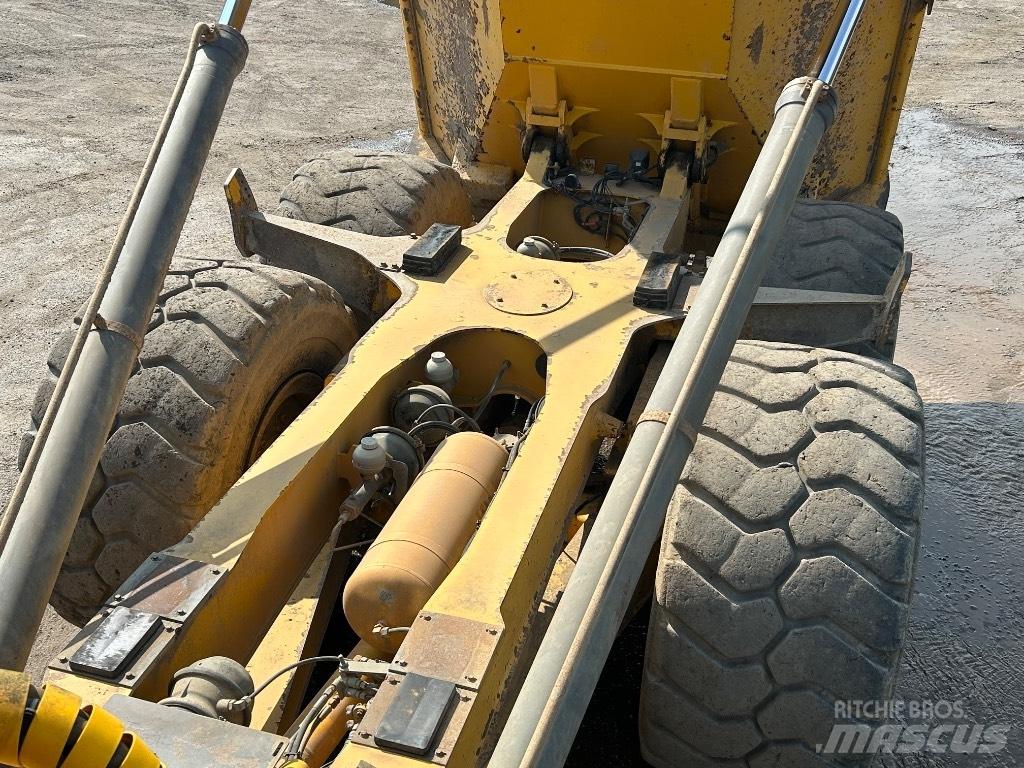 Volvo A 30 D Artikulētie pašizgāzēji