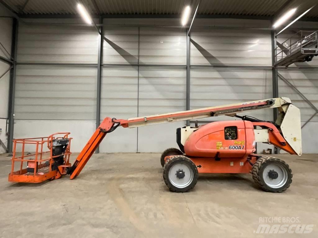 JLG 600 AJ Strēles pacēlāji