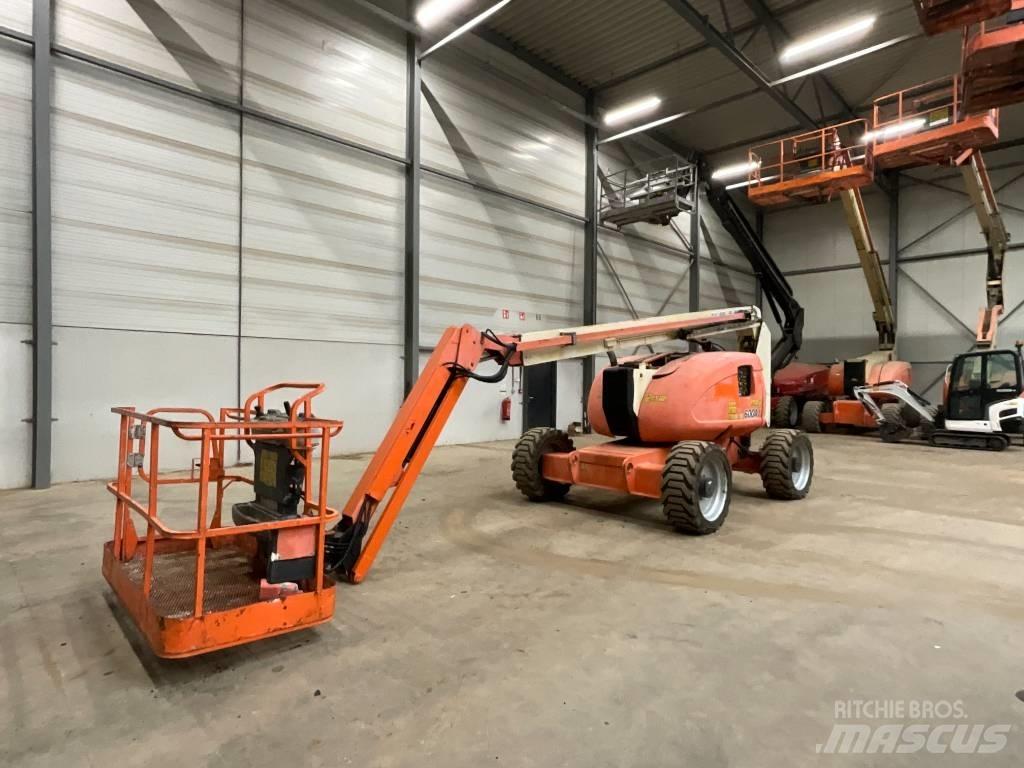 JLG 600 AJ Strēles pacēlāji