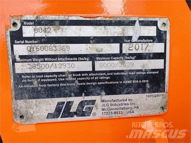 SkyTrak 8042 Teleskopiskie manipulatori