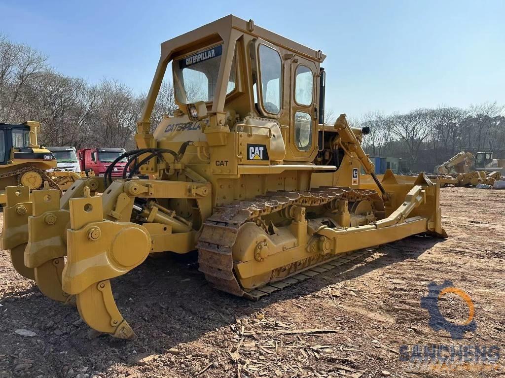 CAT D 8 K Kāpurķēžu buldozeri