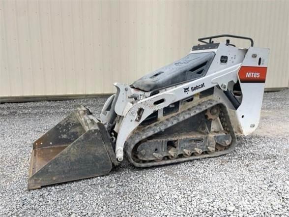 Bobcat MT85 Lietoti riteņu kompaktiekrāvēji