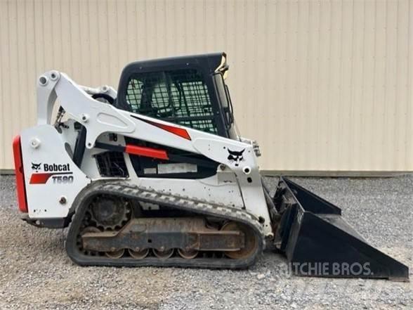 Bobcat T590 Lietoti riteņu kompaktiekrāvēji