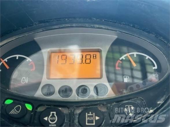 Bobcat T590 Lietoti riteņu kompaktiekrāvēji