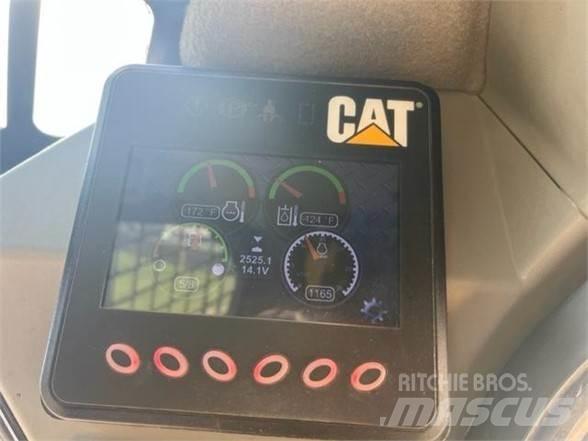 CAT 259D Lietoti riteņu kompaktiekrāvēji