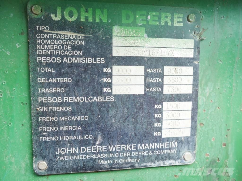 John Deere 6900 Traktori