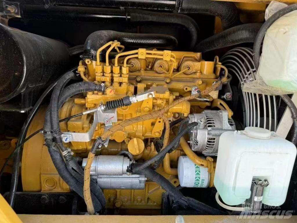 CAT 307E2 Kāpurķēžu ekskavatori