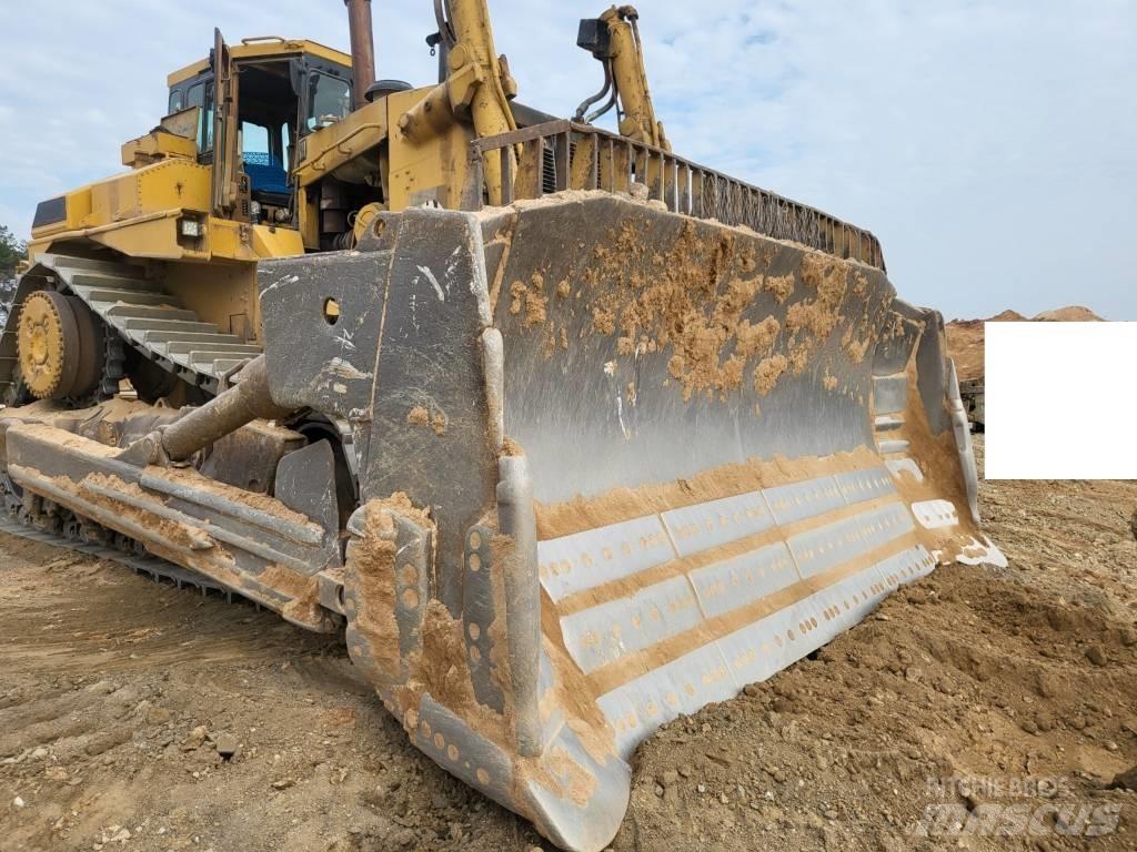 CAT D11N Kāpurķēžu buldozeri