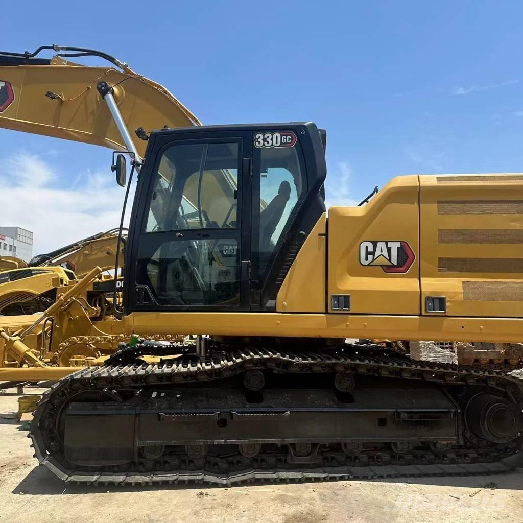 CAT 330 Kāpurķēžu ekskavatori