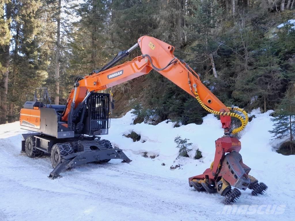 Doosan DX 210 W Ekskavatori