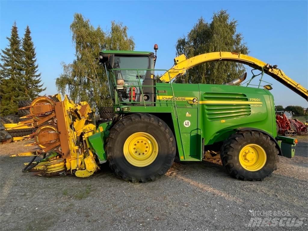 John Deere 7750 Zāles smalcinātāji