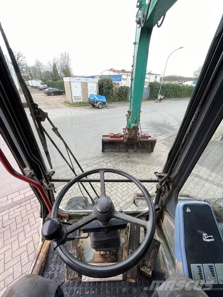 Atlas 1504 Ekskavatori uz riteņiem