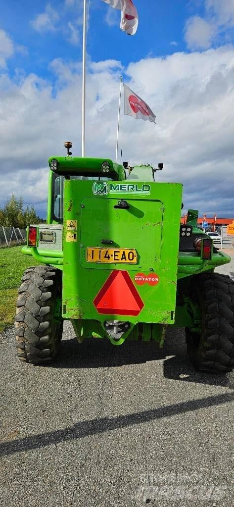Merlo P40.17PLUS Teleskopiskie manipulatori